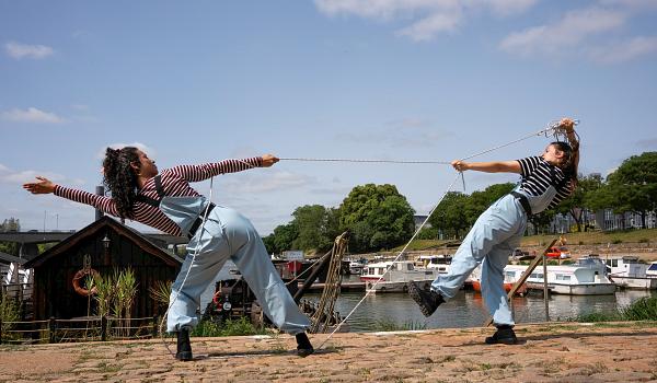"Hissez-haut !" - Cie Atana - une création mêlant danse, hip-hop et théâtre pour le jeune public